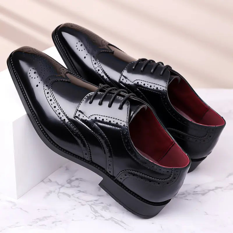 Two-Tone Glossy Brogue Lace-Up Dress Shoes