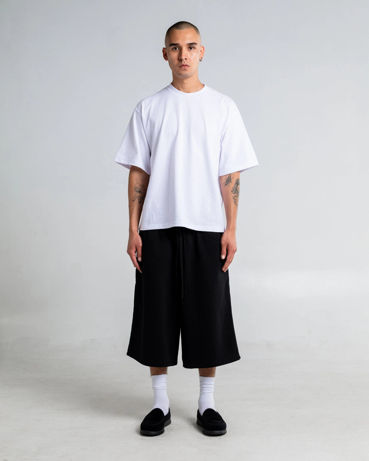 Black Drawstring Knee-Length Baggy Shorts